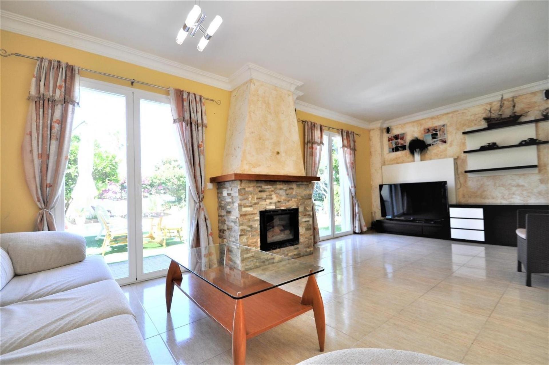 Ferienhaus Mit Privatpool Fuer 6 Personen Ca 150 Qm In Llucmajor, Mallorca Suedkueste Von Mallorca